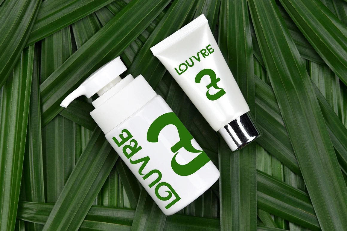 Voome is a bold rounded display font that blends visual strength with a touch of warmth and personality. Designed with the philosophy that typography should convey emotion as well as aesthetics, Voome stands out as bold, expressive, and friendly in every curve.